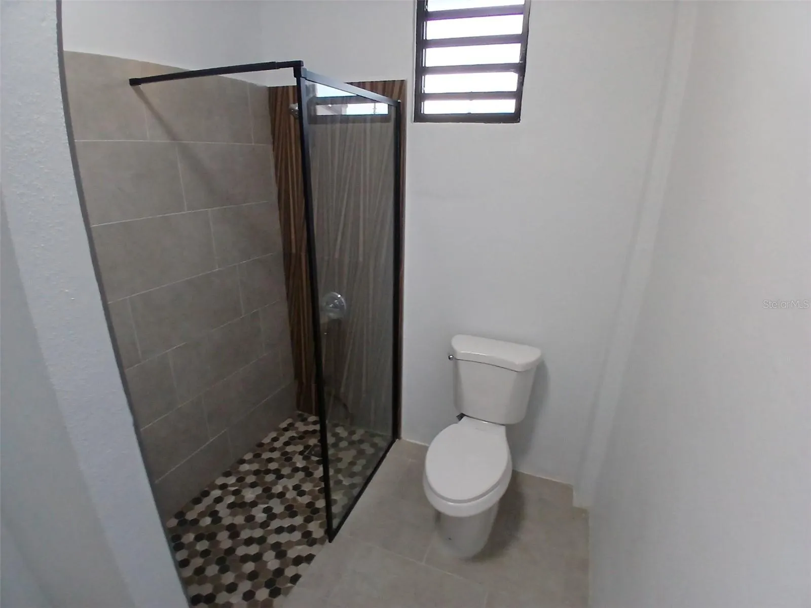 Bathroom 1, Unit 2