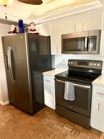 Stainless appliances