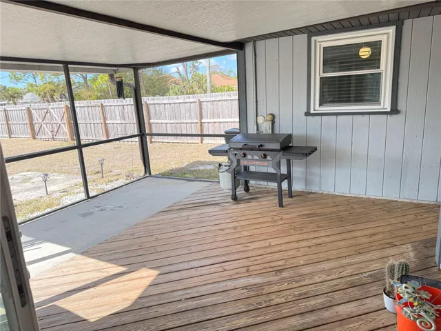 Rear Lanai