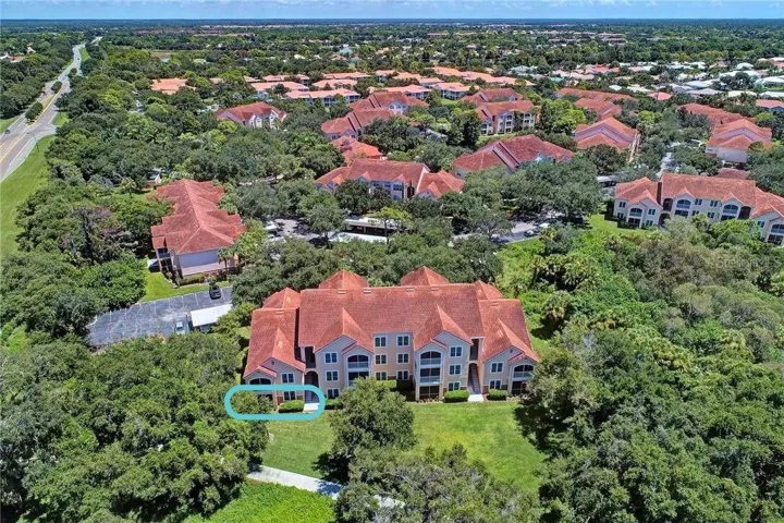 1st Floor, End Unit