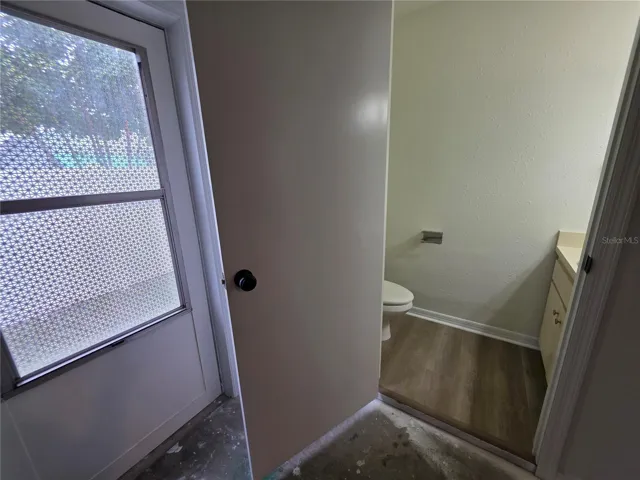 1/2 Bath in Garage