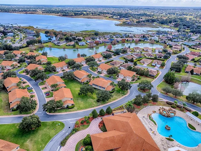 Aerial View of Lakeside Landing