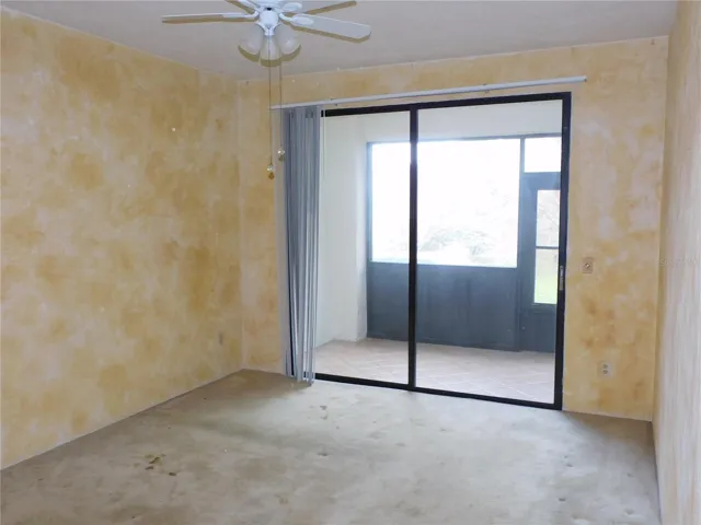 Primary bedroom - Patio