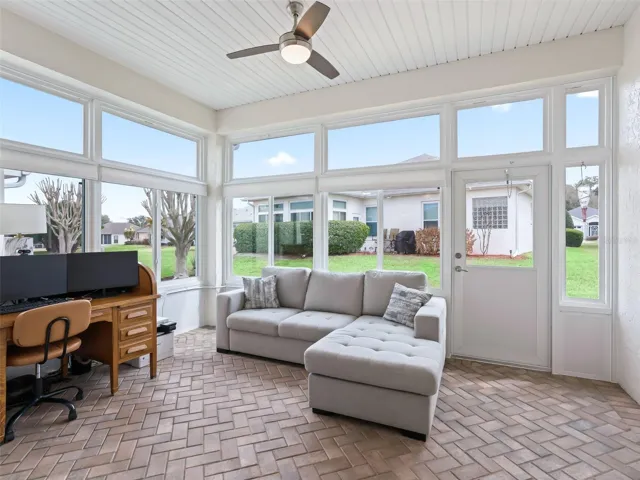 Glass Enclosed Lanai w/Access to Backyard