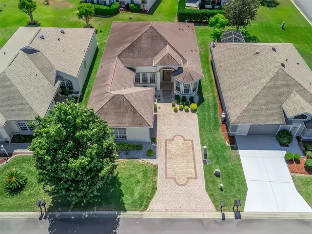 Exceptional St George model w/Great Curb Appeal