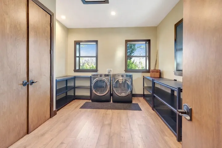 Bedroom 3/Laundry Room