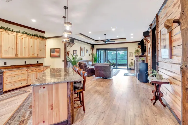 Kitchen/Living Room