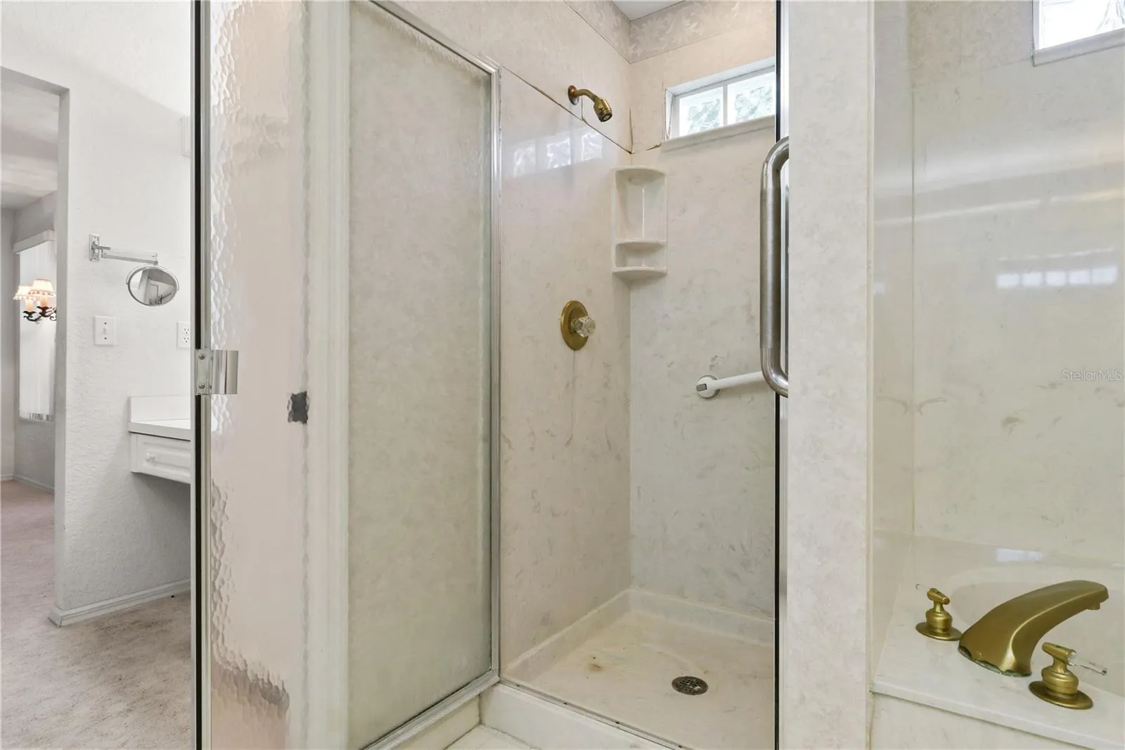 Step-in Shower