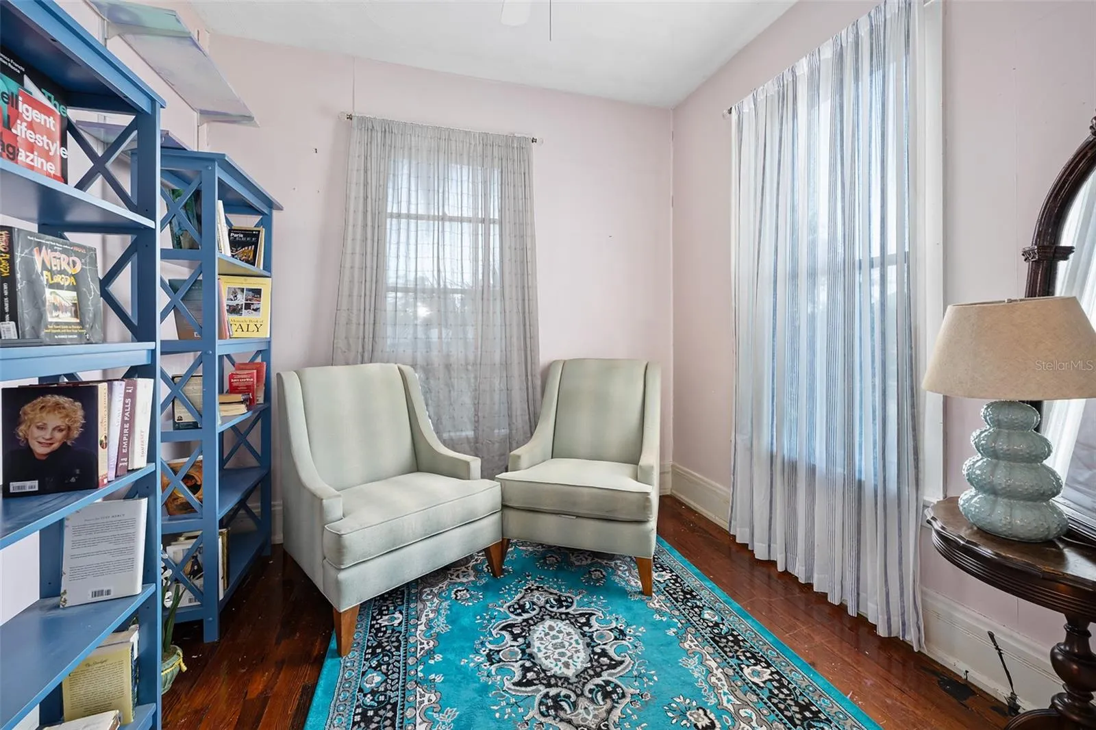 Sitting Area in Bedroom #1