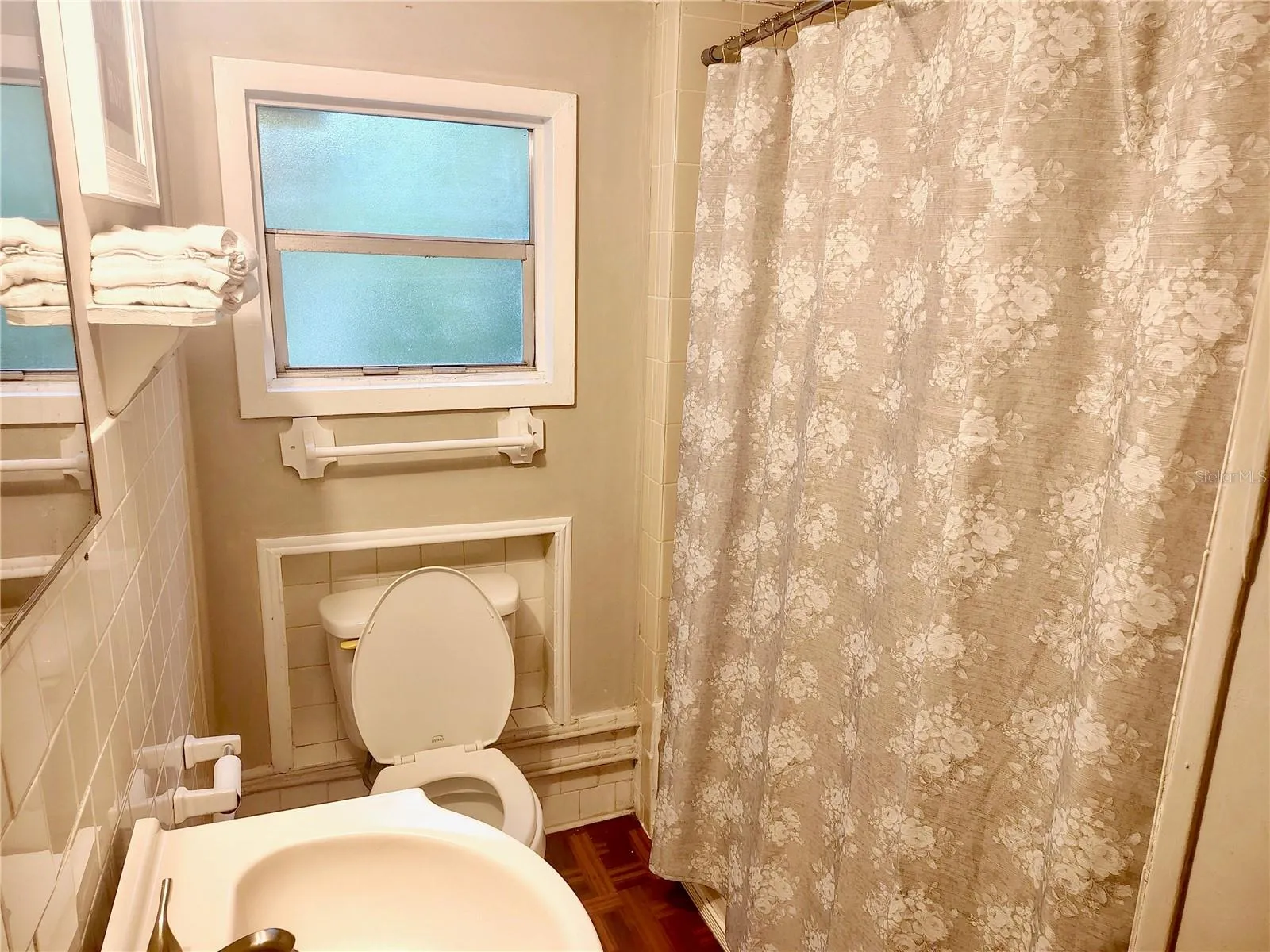 Cottage Bathroom
