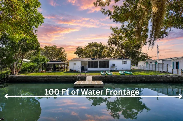 Your Backyard.. 100 ft of Water Frontage