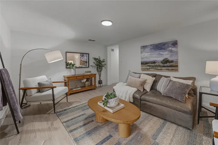 Flex Family Room or 4th Bed/In Law Suite with Walk In Closet and Personal Bath