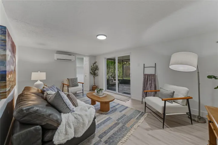 Flex Family Room or 4th Bed/In Law Suite with Walk In Closet and Personal Bath and Access to Lanai