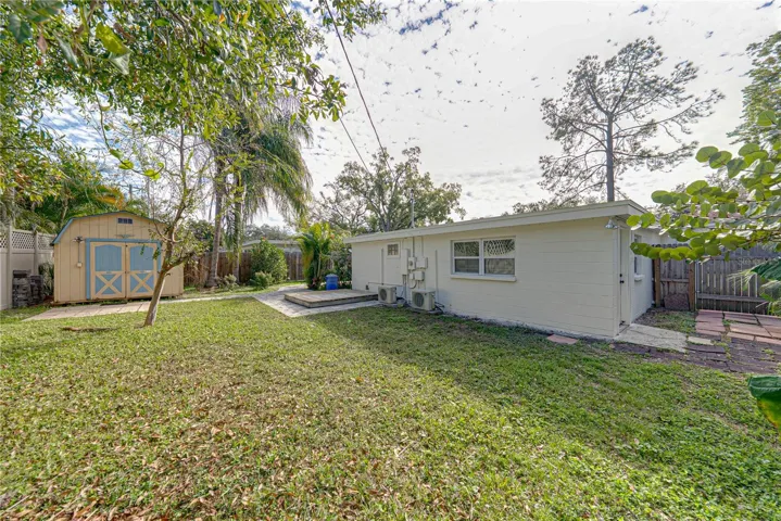 Large Fenced Yard