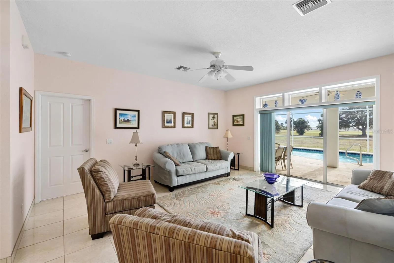 Living Room looking toward Lanai