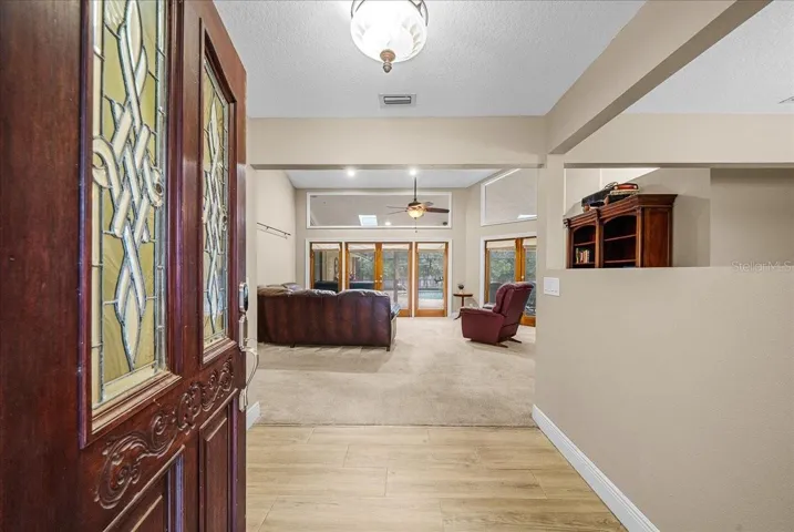 Entry way