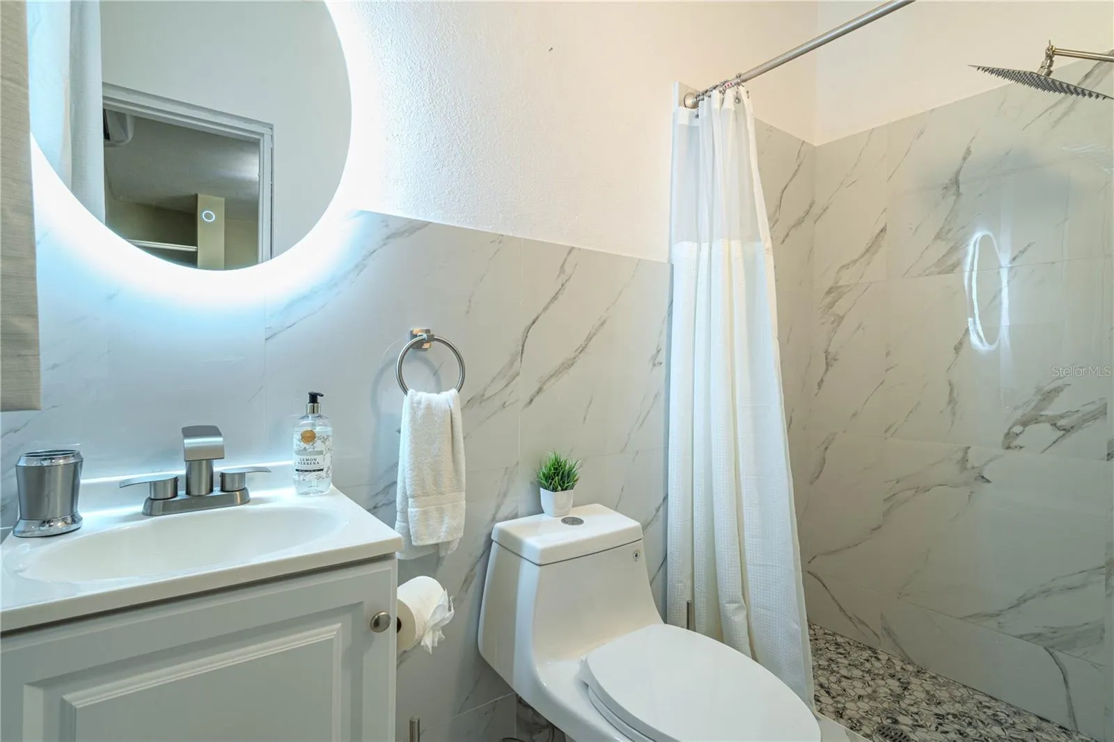 Ensuite bathroom