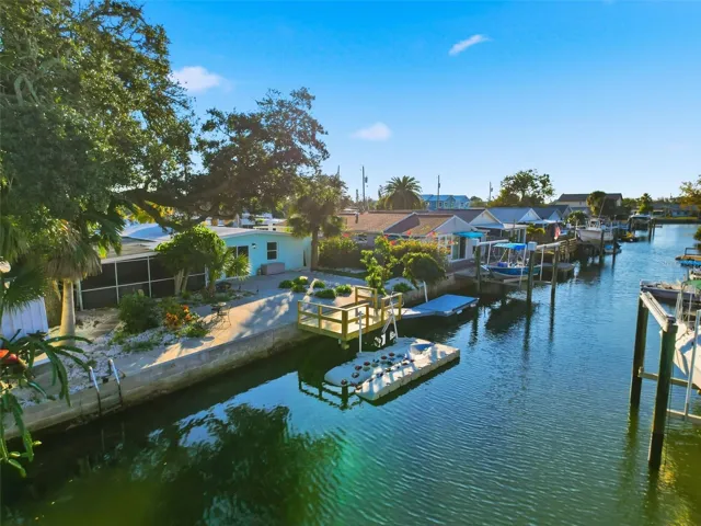 STATIONARY, FLOATING AND DRIVE UP DOCKS!