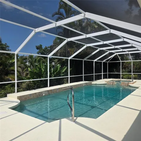 8' Depth~ pool stays cooler in summer