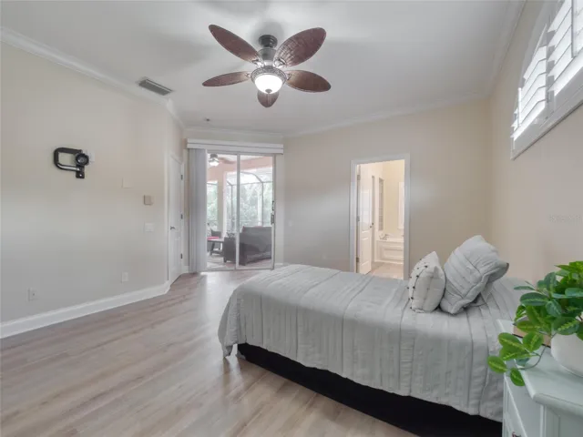 Access to Ensuite Bath