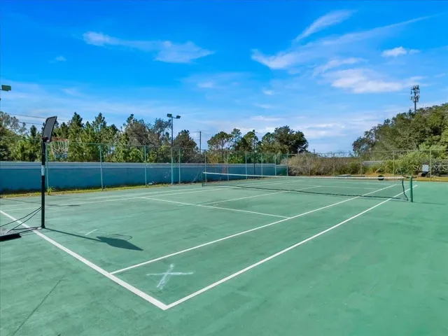 Community Tennis court