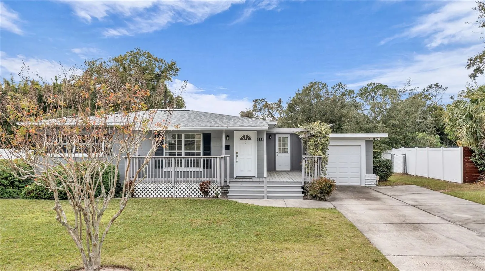 Great starter home in College Park