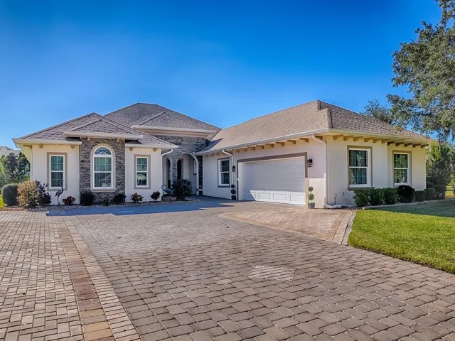 STUNNING, MOVE-IN-READY POOL HOME WITH MULTIPLE ENSUITES!
