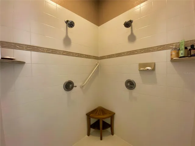 Large Walk In Shower
