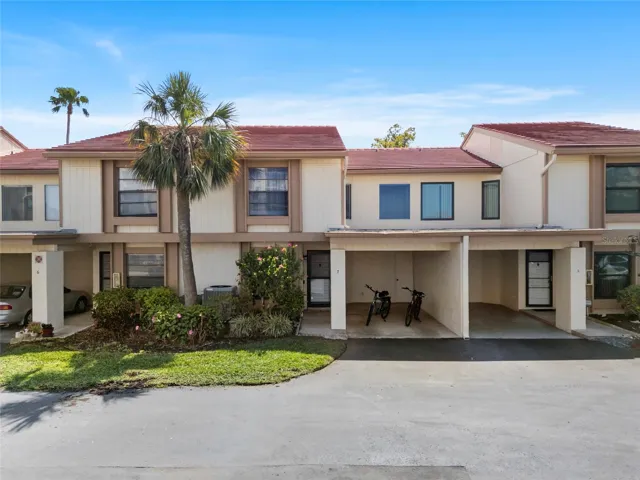 Front of Condo #7