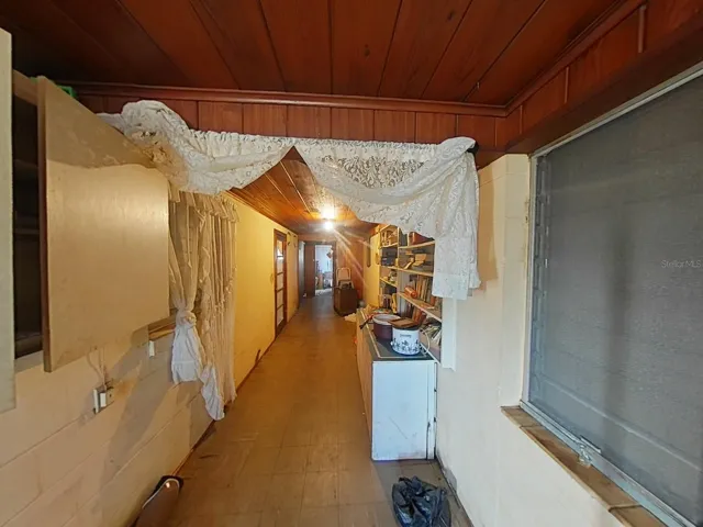 Hallway between Bed 4 and Primary