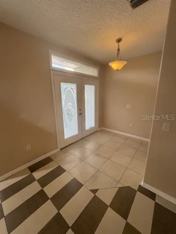 FOYER