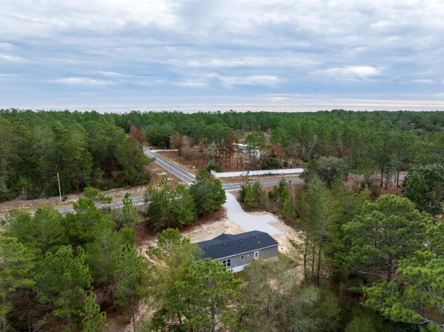 2+ACRES ON WHIRLWIND LAKE / PAVED ROAD