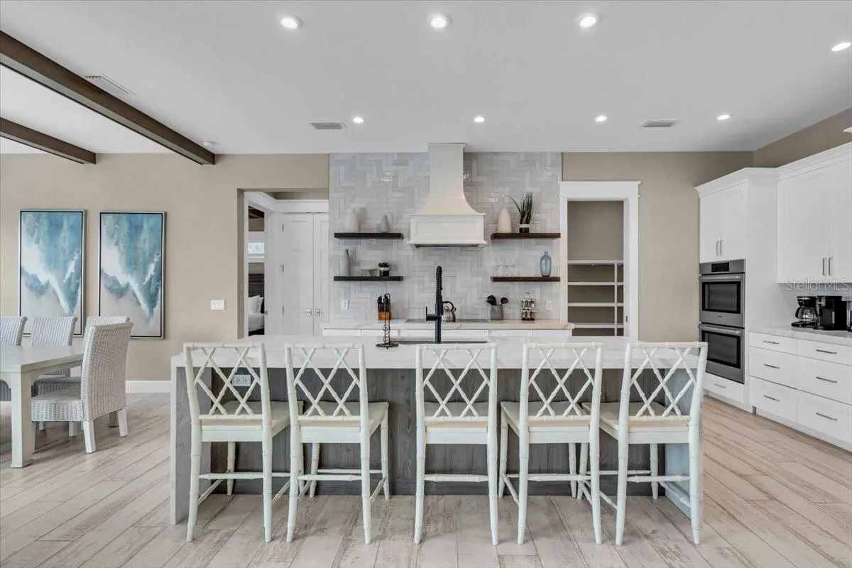 149 McKinley Drive, Sarasota, FL 34236