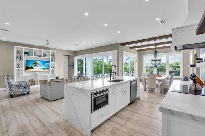 149 McKinley Drive, Sarasota, FL 34236