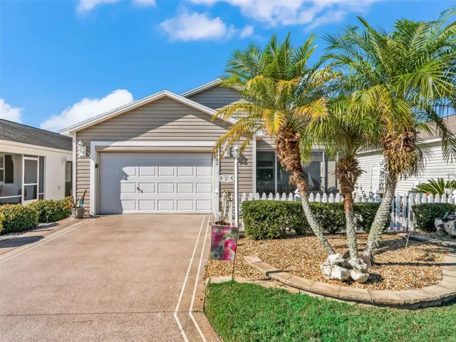 Two bedroom, two bath "Cabot Cove" Patio Villa in The Villages for RENT: Long Term or Seasonally!