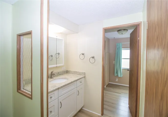 Master en-suite