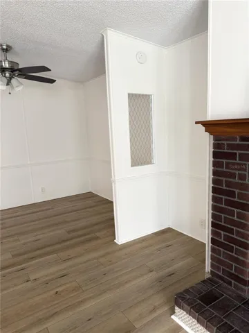 Nook left of fireplace