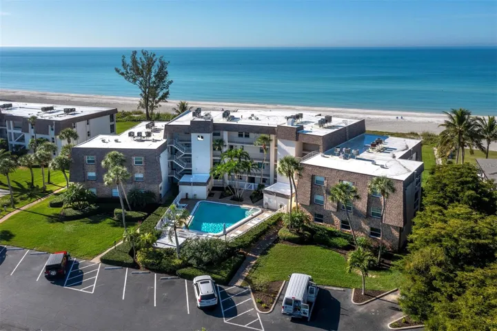 Welcome to Covert II! This condo sits on a gorgeous stretch of beach in Longboat Key, Florida