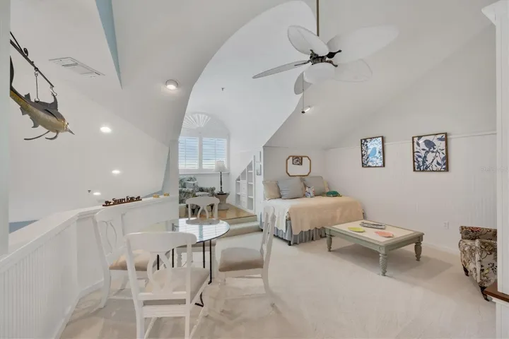 Upstairs Loft with alcove