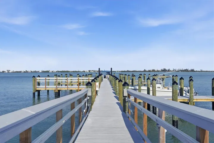 Brand new dock & boat slips along Little Gasparilla Island
