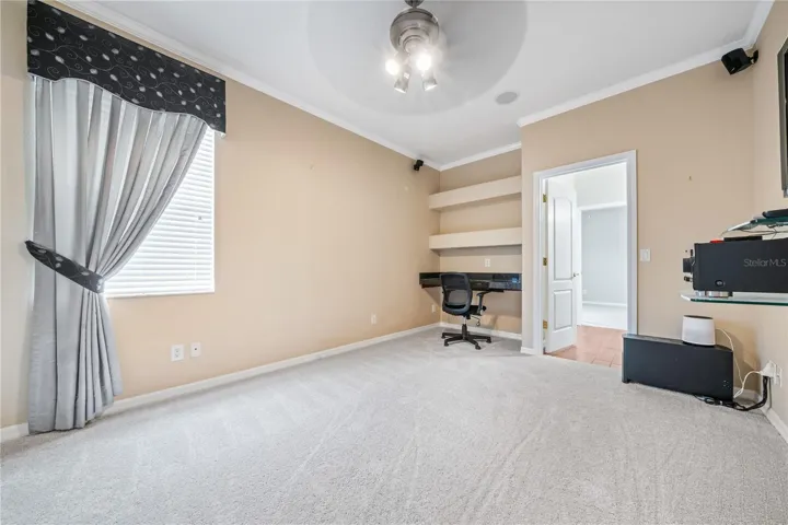 Guest bedroom