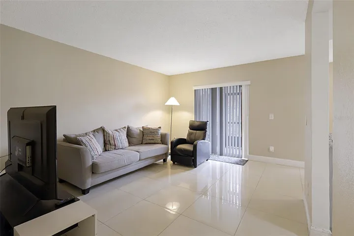 Living Room Pic 2