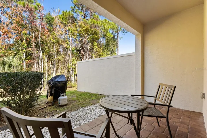 Covered porch/lanai