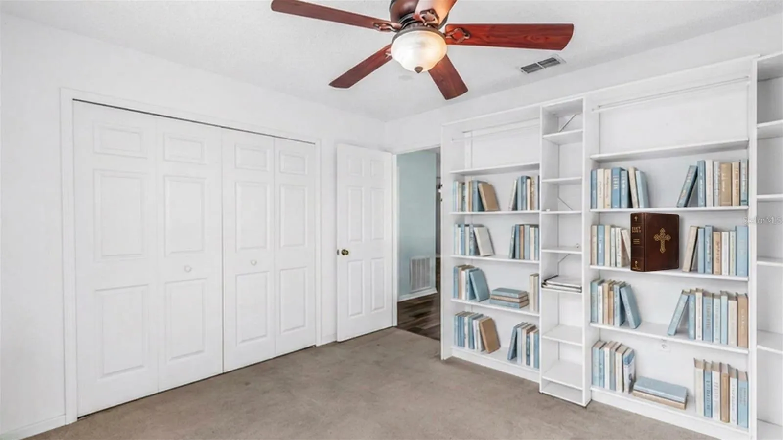 Virtual Staged -third bedroom office