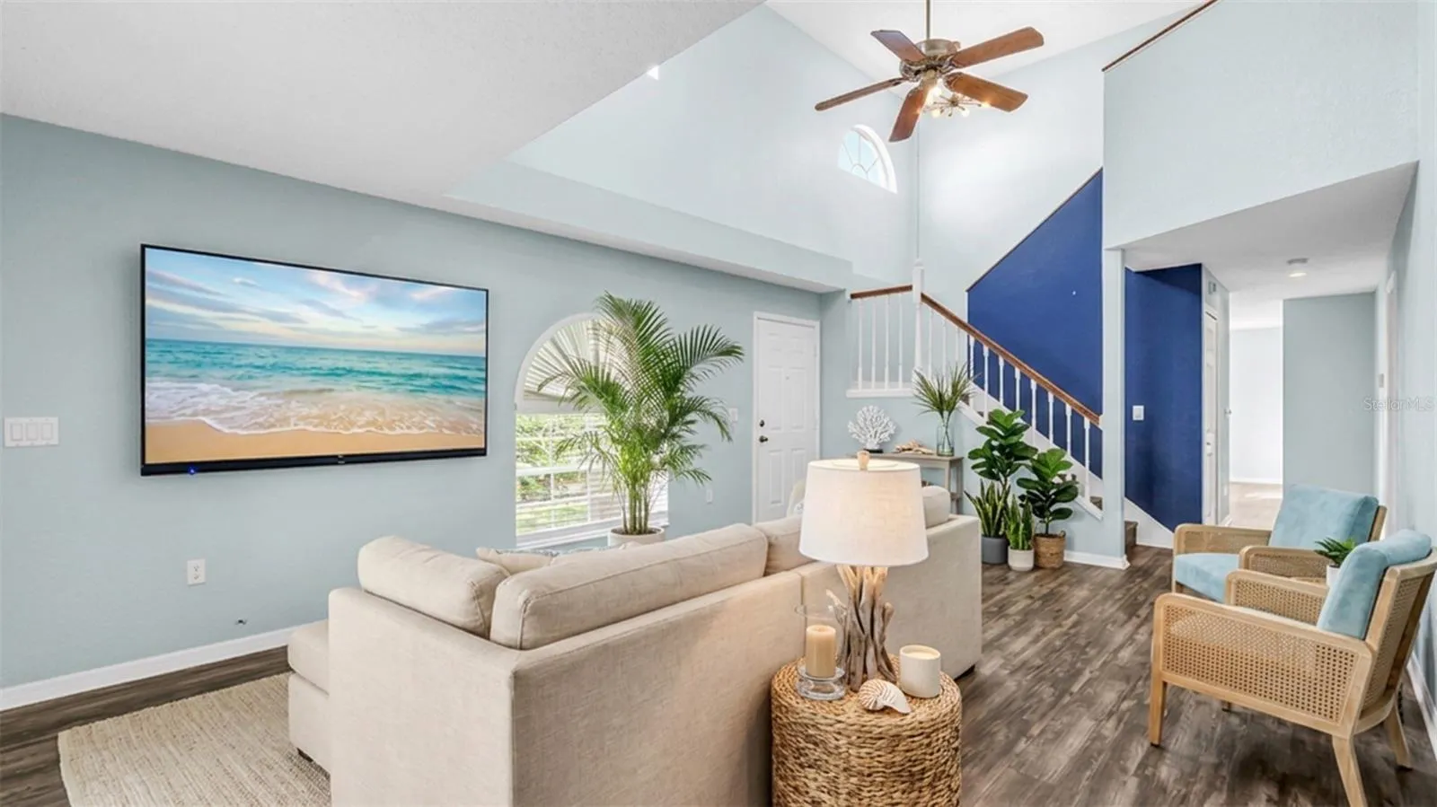 virtal staged living room