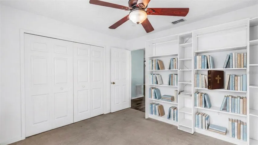 Virtual Staged -third bedroom office
