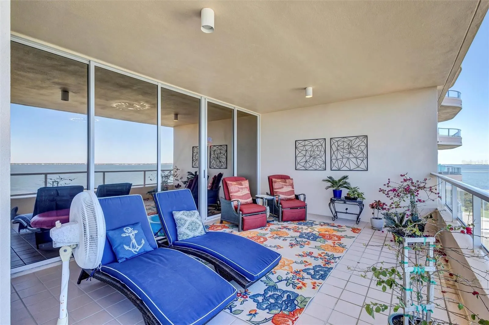 Terraces also have electric and water accessible on the patio house