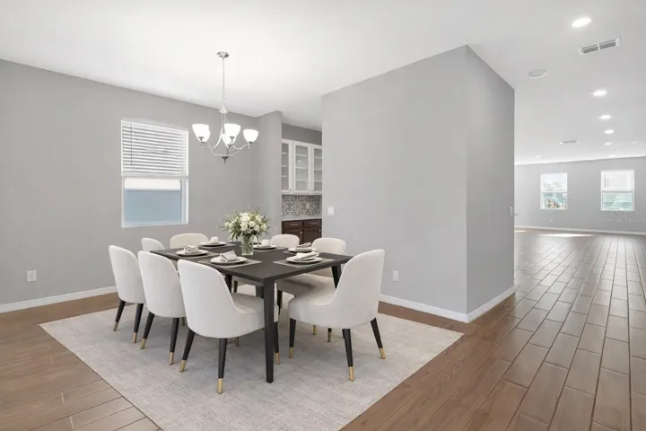 Dining Room Virtually Staged