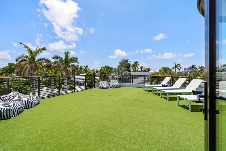 Front deck with sunset views of the Gulf of Mexico