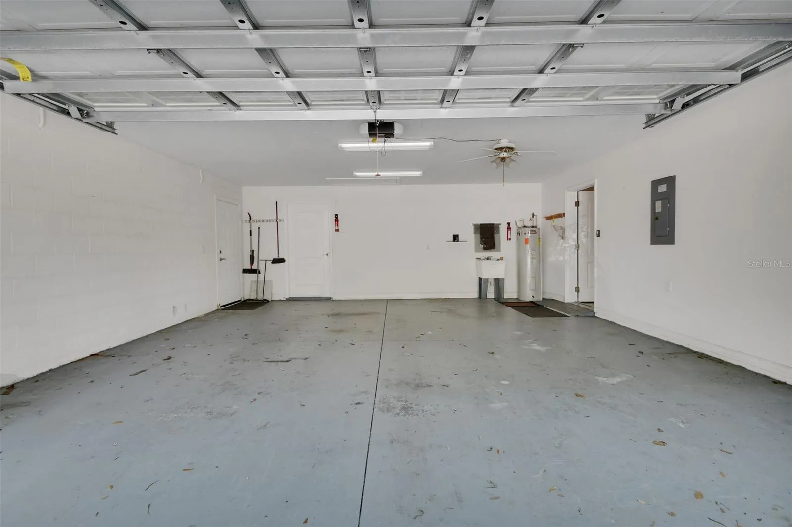 LARGE GARAGE WITH GARAGE DOOR OPENER